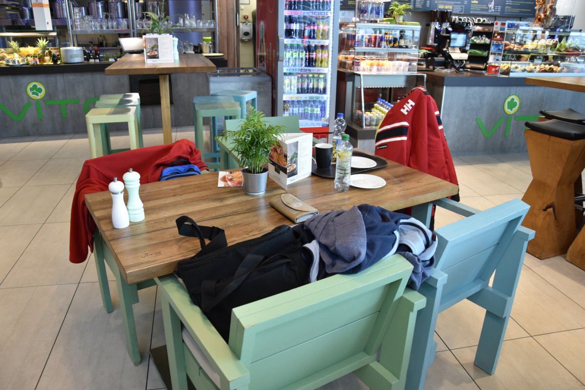 Frühstück am Frankfurter Flughafen