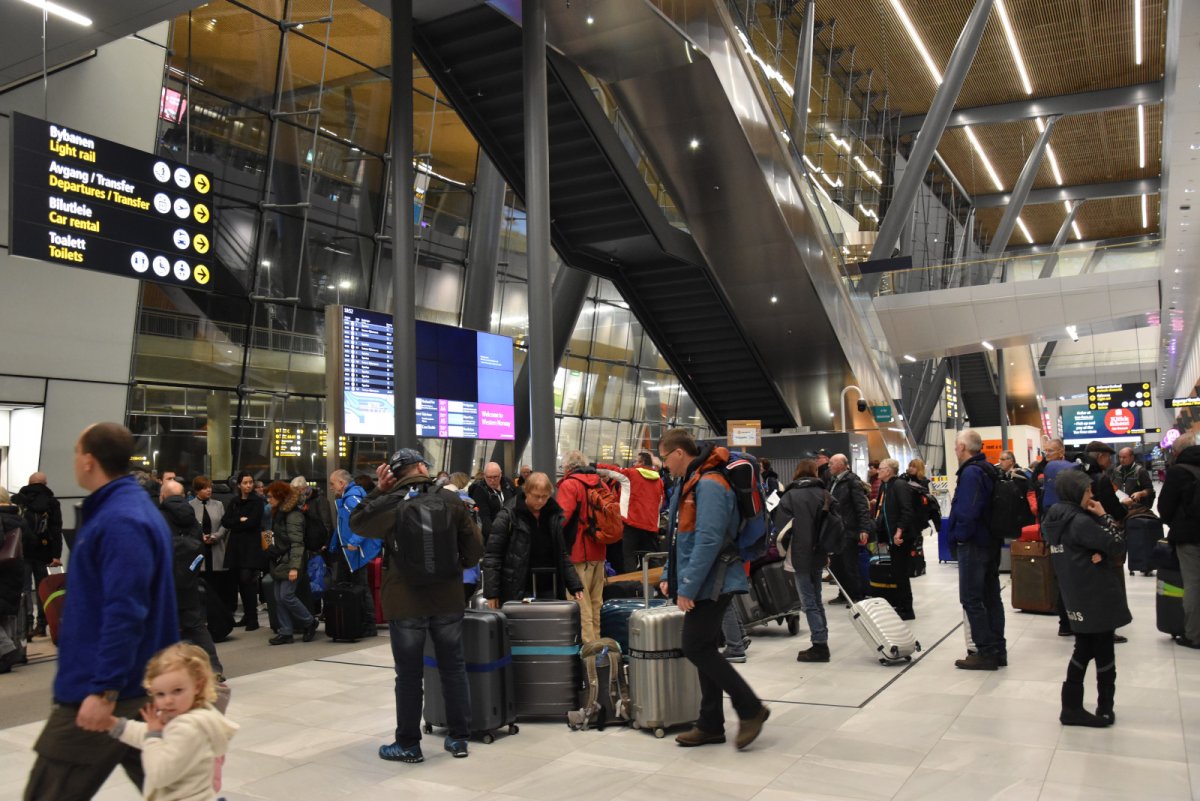 Flughafen Bergen - Empfang der Reisegruppe